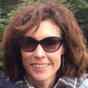 Meet your Posher, Lara